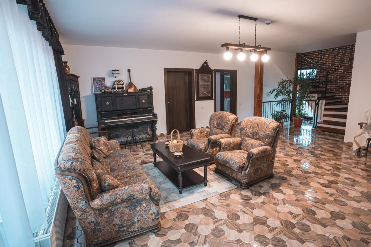 Hotel Casa Danei à Braşov Extérieur photo