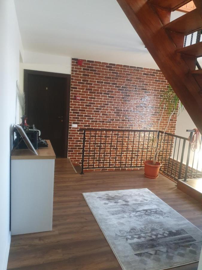 Hotel Casa Danei à Braşov Extérieur photo